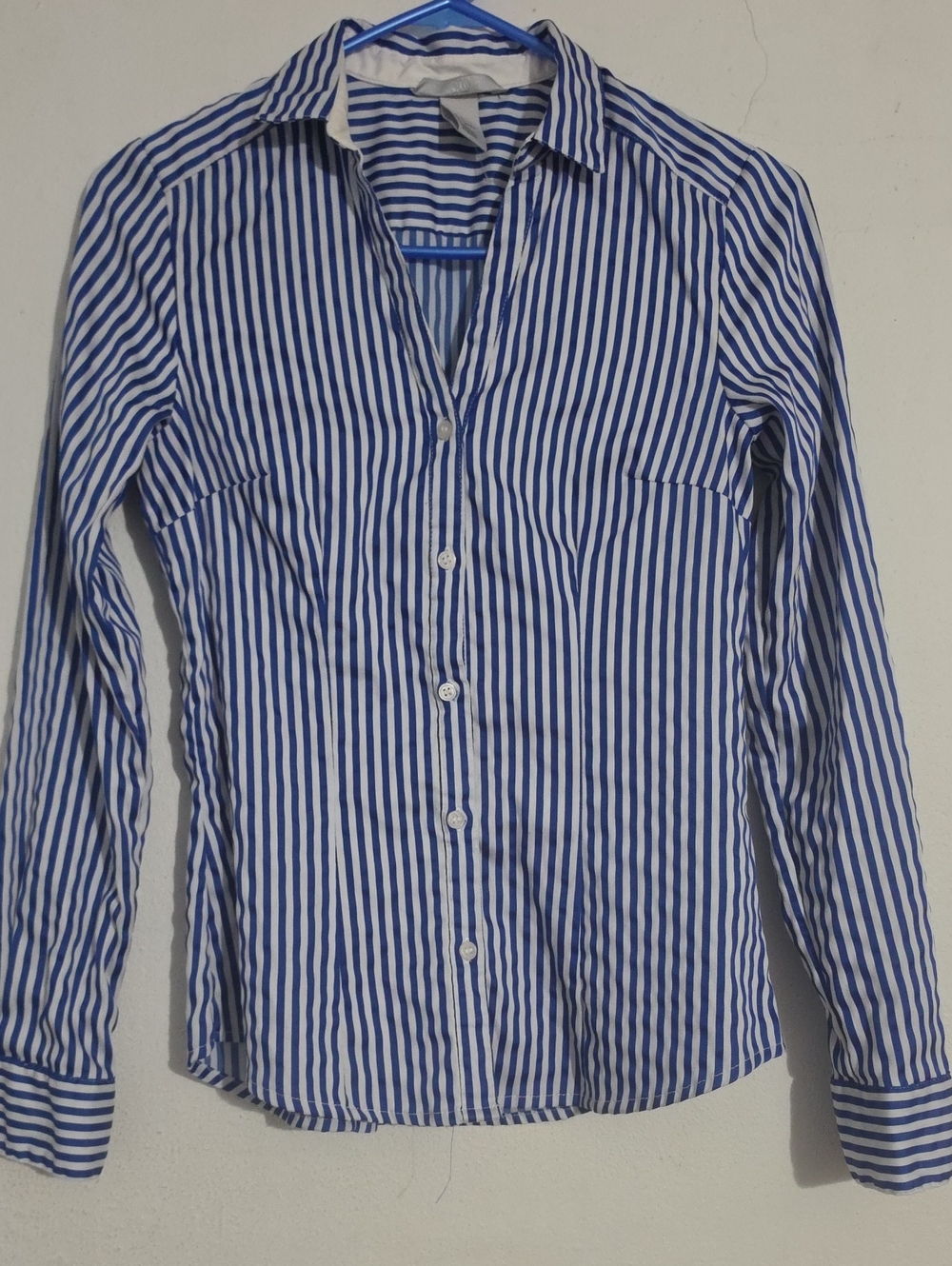 H&M Blue & White Vertical Stripe Button-Down Shirt
